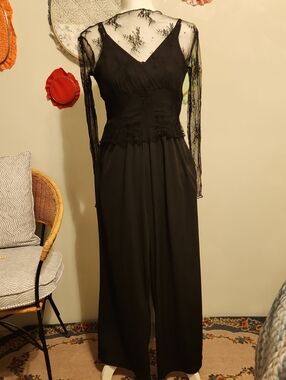 Elegant Black Lace Evening Jumpsuit